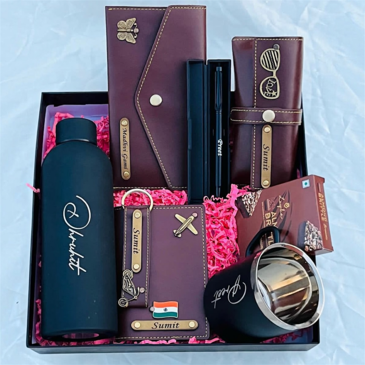 Jianora’s Luxe Her Gift Box – Personalized Clutch, Passport Cover, Mug & Elegant Essentials